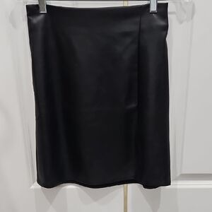 Old Navy Sleek Black Pencil Skirt